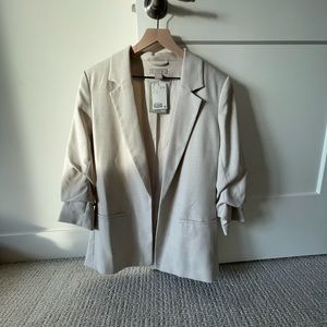 NWT H&M Cream Blazer